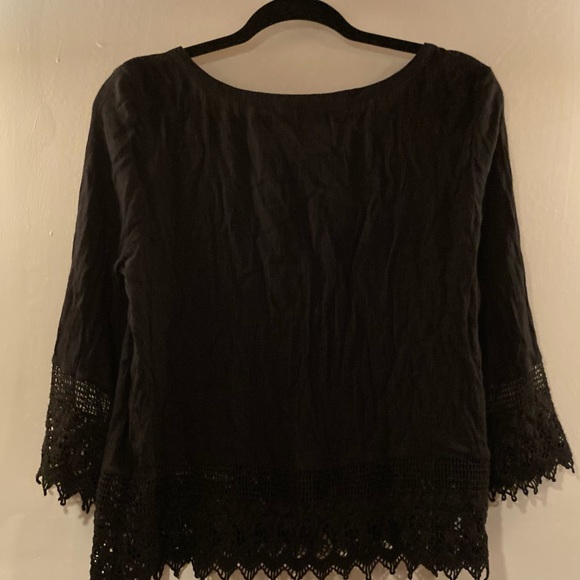 American Eagle Small long sleeve button down top with lacy detailing - Picture 5 of 5